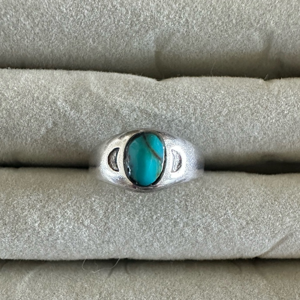 Silver & Turquoise Ring | Size 6